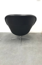 Load image into Gallery viewer, Vintage mid century 70s swivel egg chair
