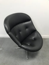 Load image into Gallery viewer, Vintage mid century 70s swivel egg chair
