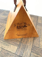 Load image into Gallery viewer, Wooden Display Wine Bag
