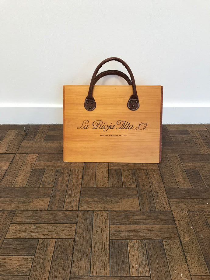 Wooden Display Wine Bag